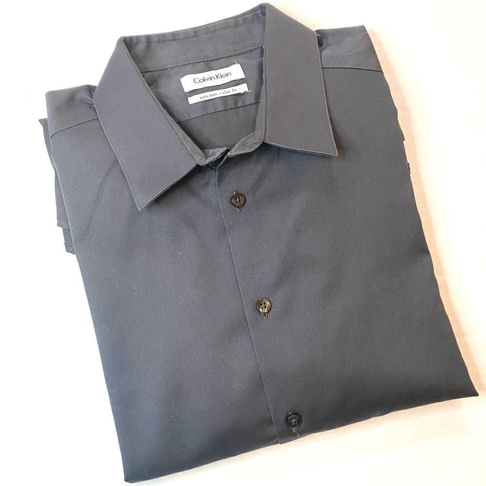 Calvin Klein Slim Fit No Iron Button Down Dress Shirt Long Sleeve